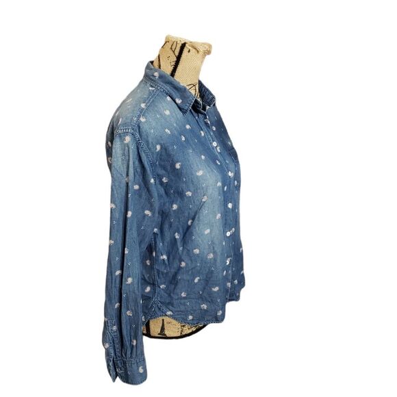 3 for $25 UNIQLO Button Down Front - Picture 10 of 13